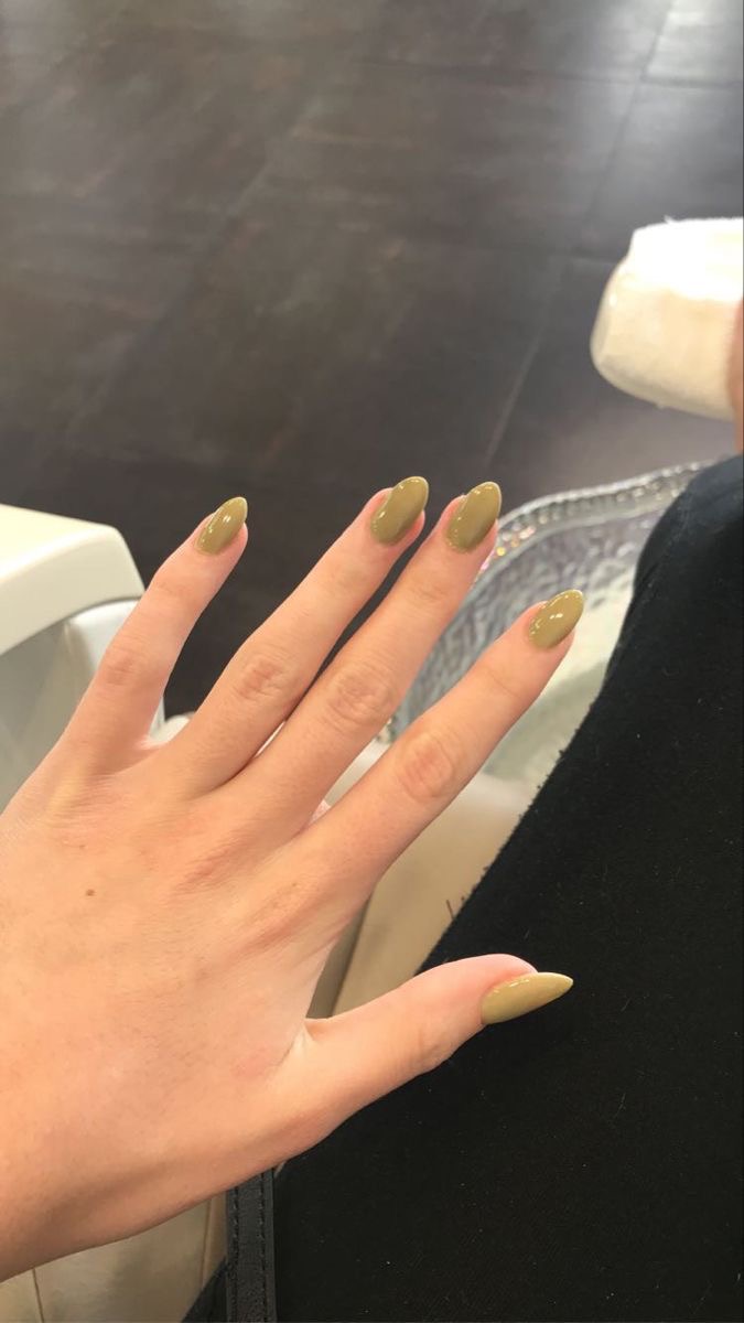 Square ombre nail design by Aria Rose