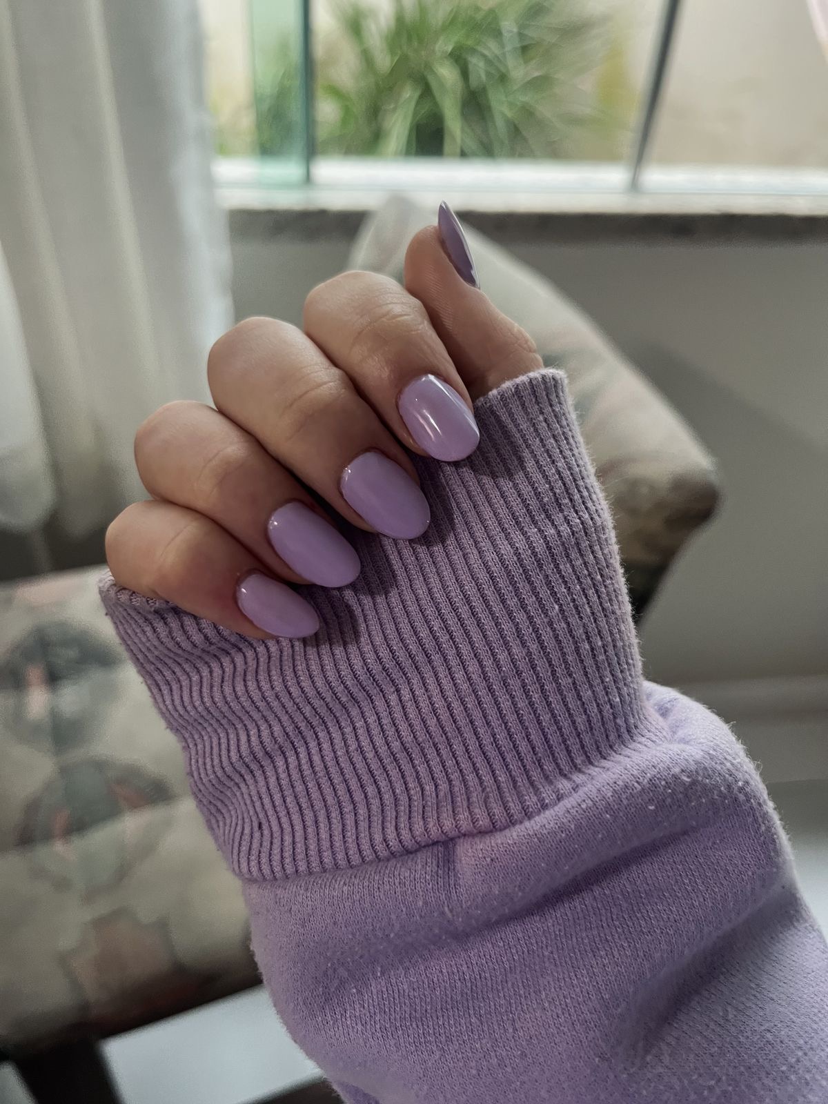 Squoval line art nail design by Aria Rose