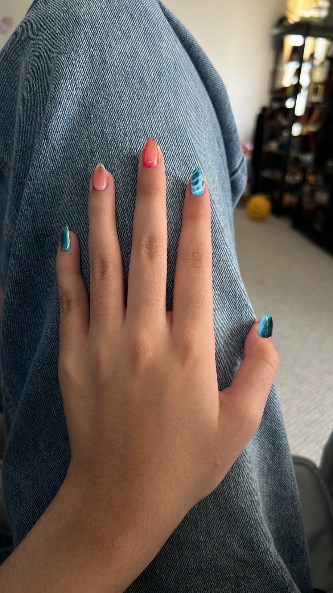 Nail post