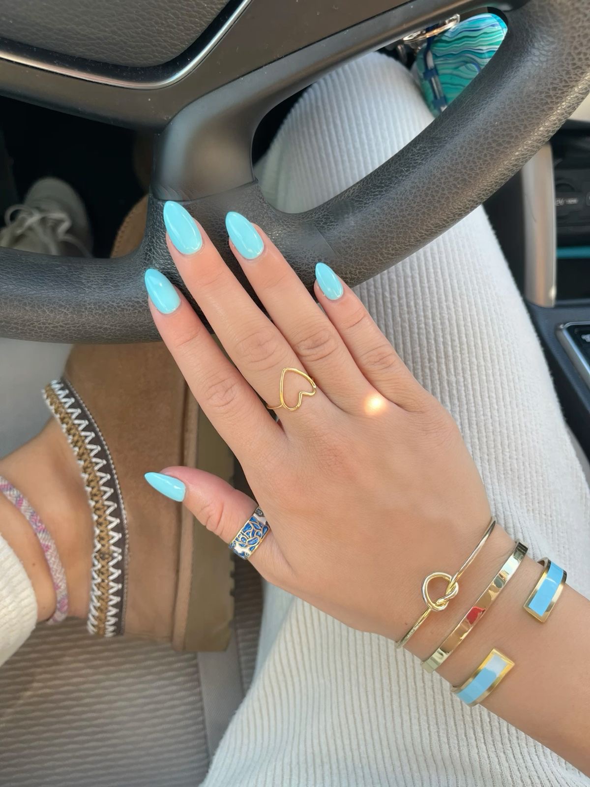 Oval glazed nail design by Kayla Grace