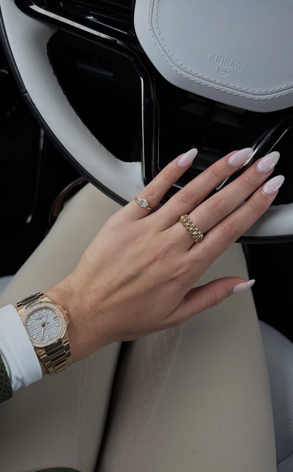 Square minimalist nail design by Ruby Grace