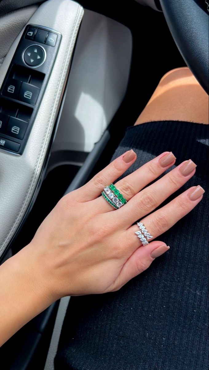 Stiletto minimalist nail design by Ruby Grace