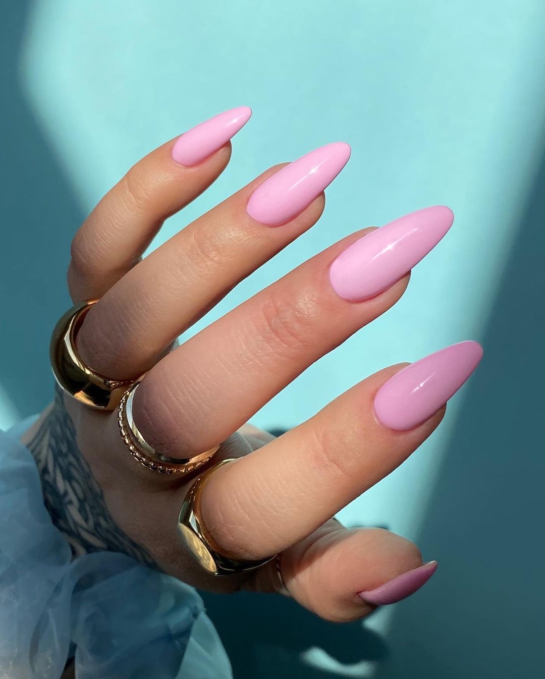Almond glitter French nail design by Ruby Grace