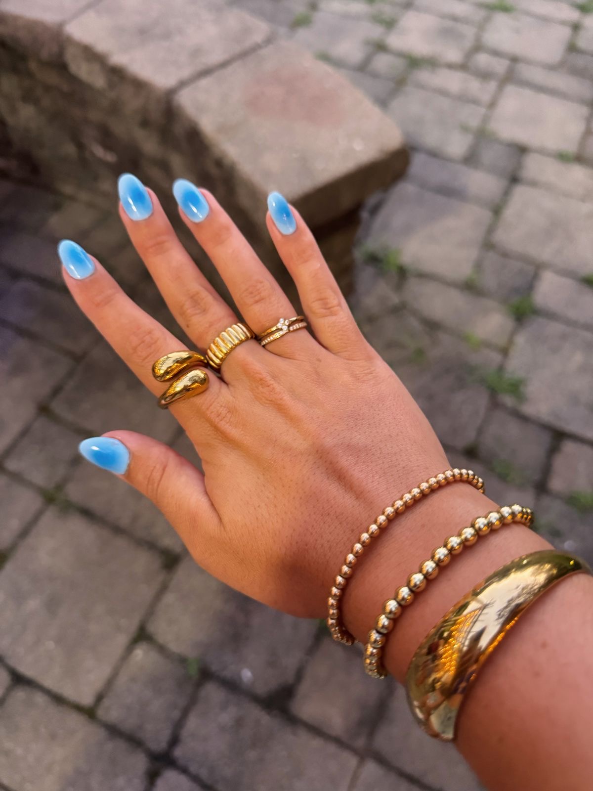 Stiletto minimalist nail design by Ruby Grace