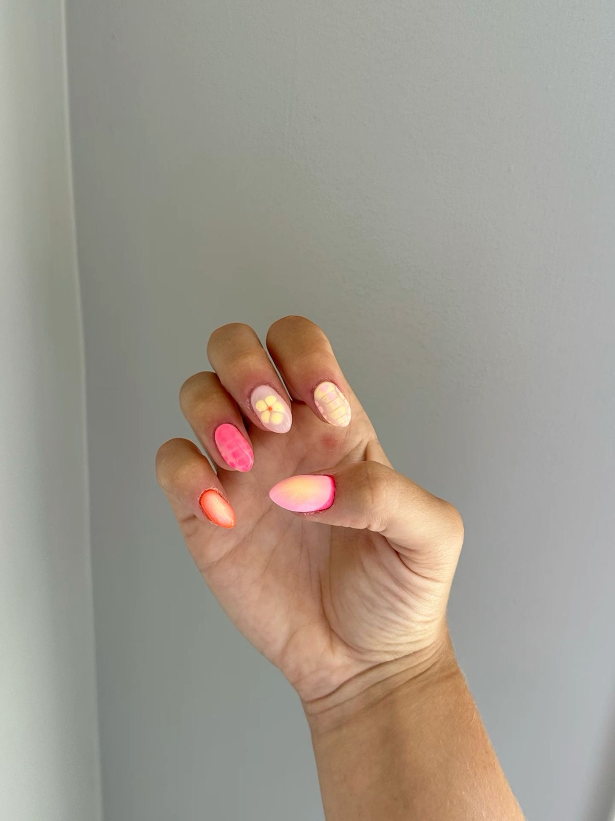 Stiletto marble nail design by Isla Bloom