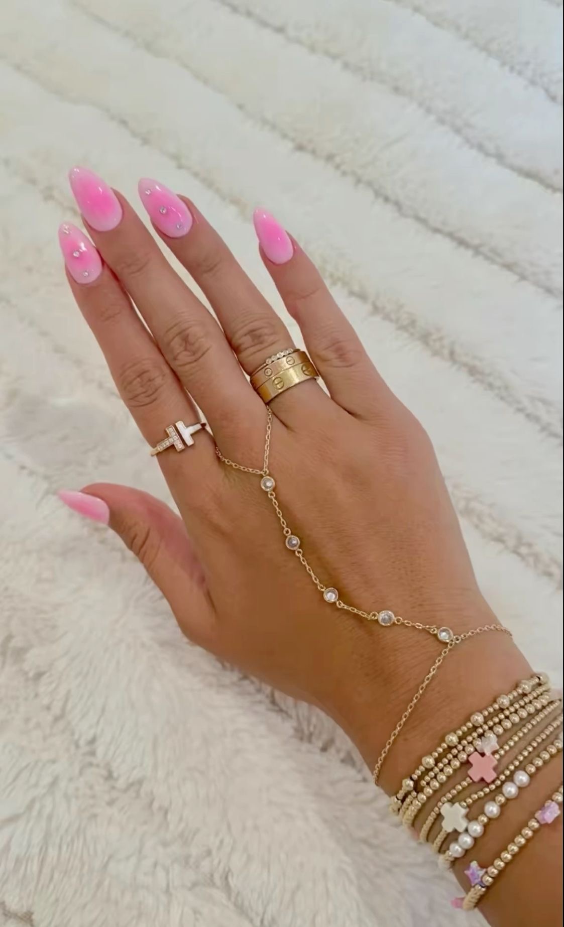 Square abstract nail design by Clara Bloom