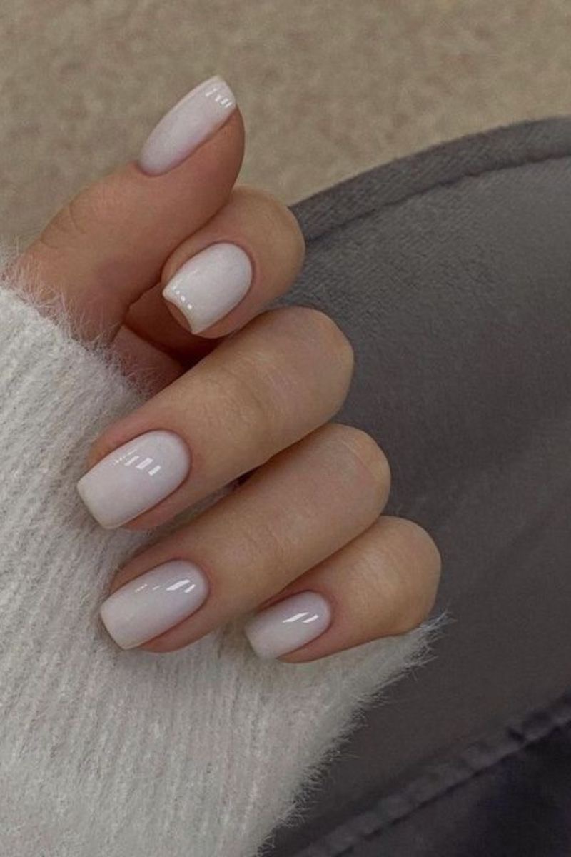 Oval marble nail design by Natalie Gomez