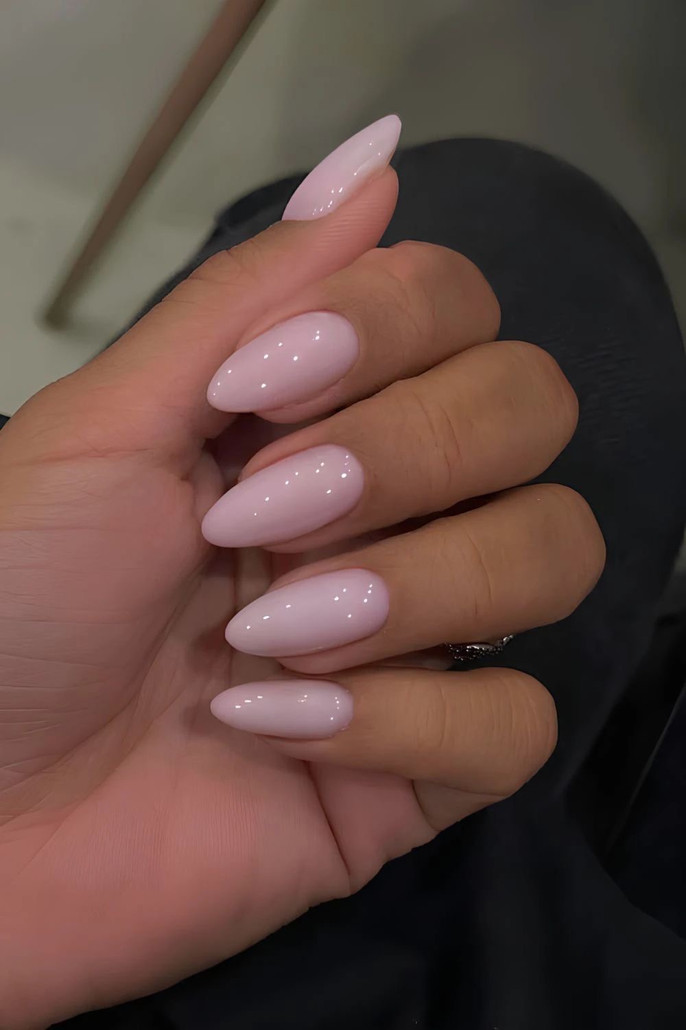 Oval geometric nail design by Natalie Gomez
