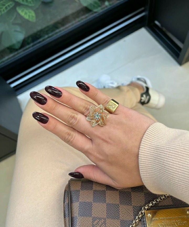Squoval character nail design by Eva Rose