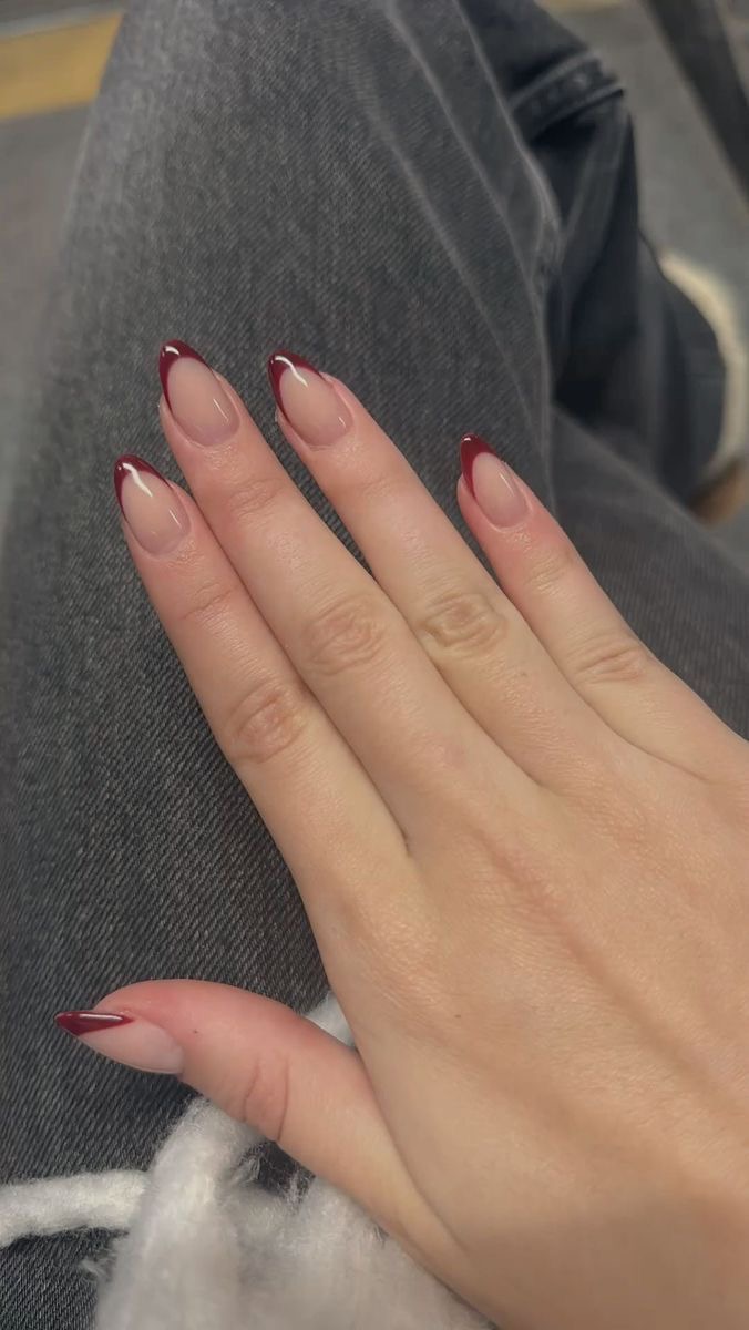 Squoval abstract nail design by Eva Rose