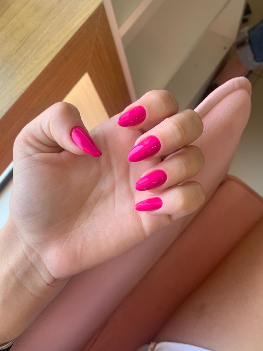 Squoval art nail design by Eva Rose