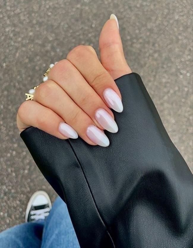 Squoval ombre nail design by Eva Rose