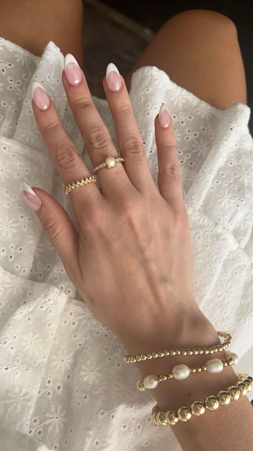 Almond glazed nail design by Eva Rose