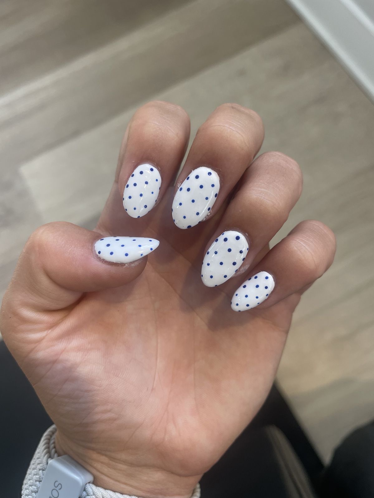 Square minimalist nail design by Jasmine Rose