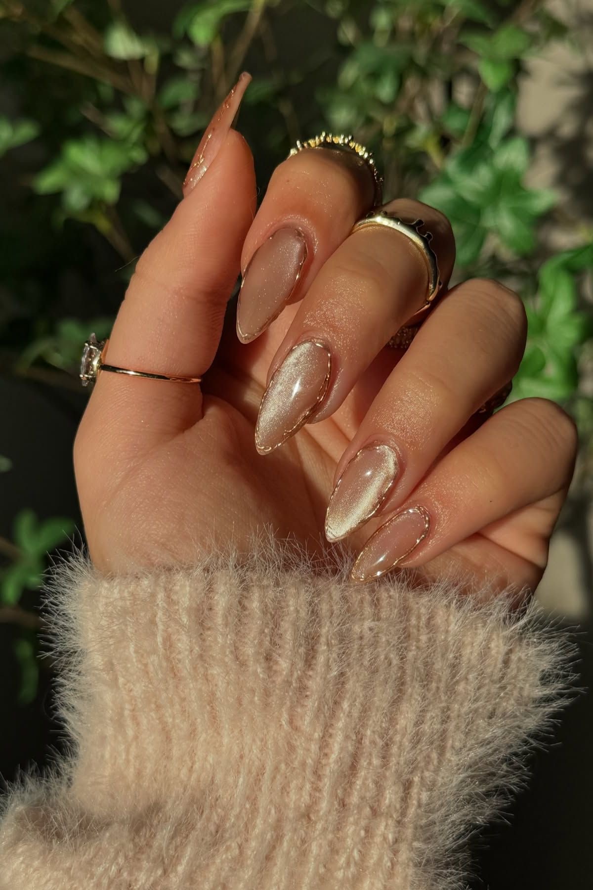Almond aura nail design by Eliza Rose