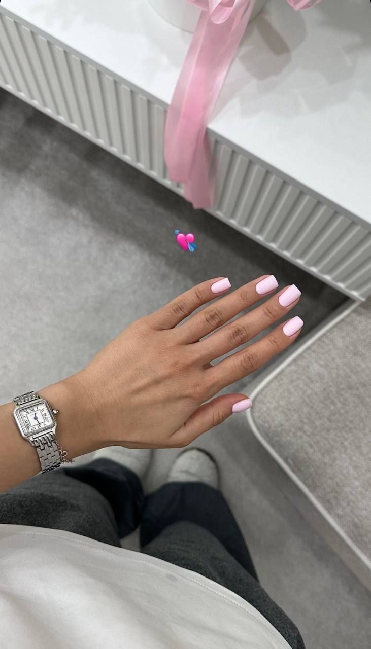 Square abstract nail design by Eliza Rose