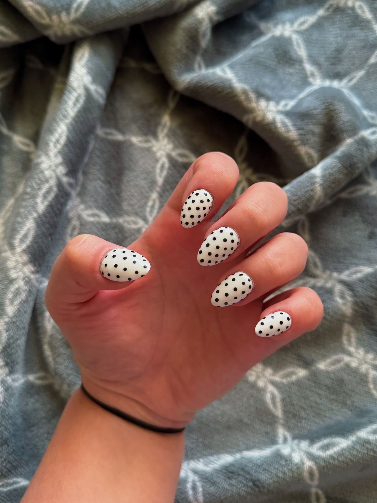 Oval abstract nail design by Olivia Rae