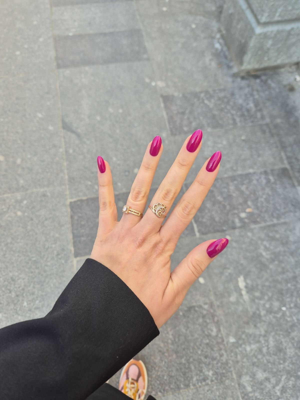 Oval glitter French nail design by Chloe Park