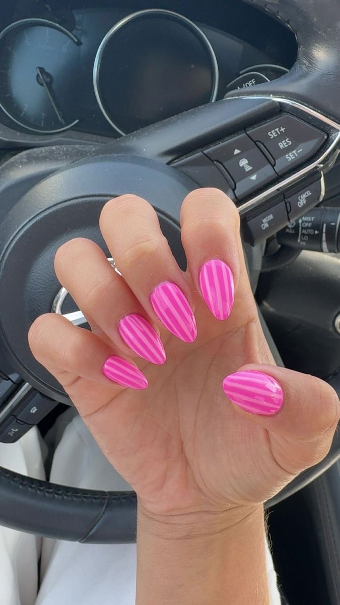 Almond minimalist nail design by Chloe Park