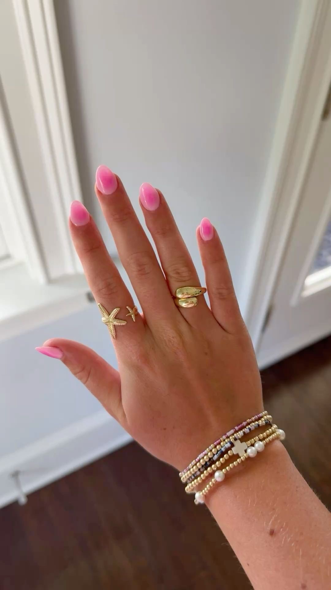 Square line art nail design by Paisley Rose