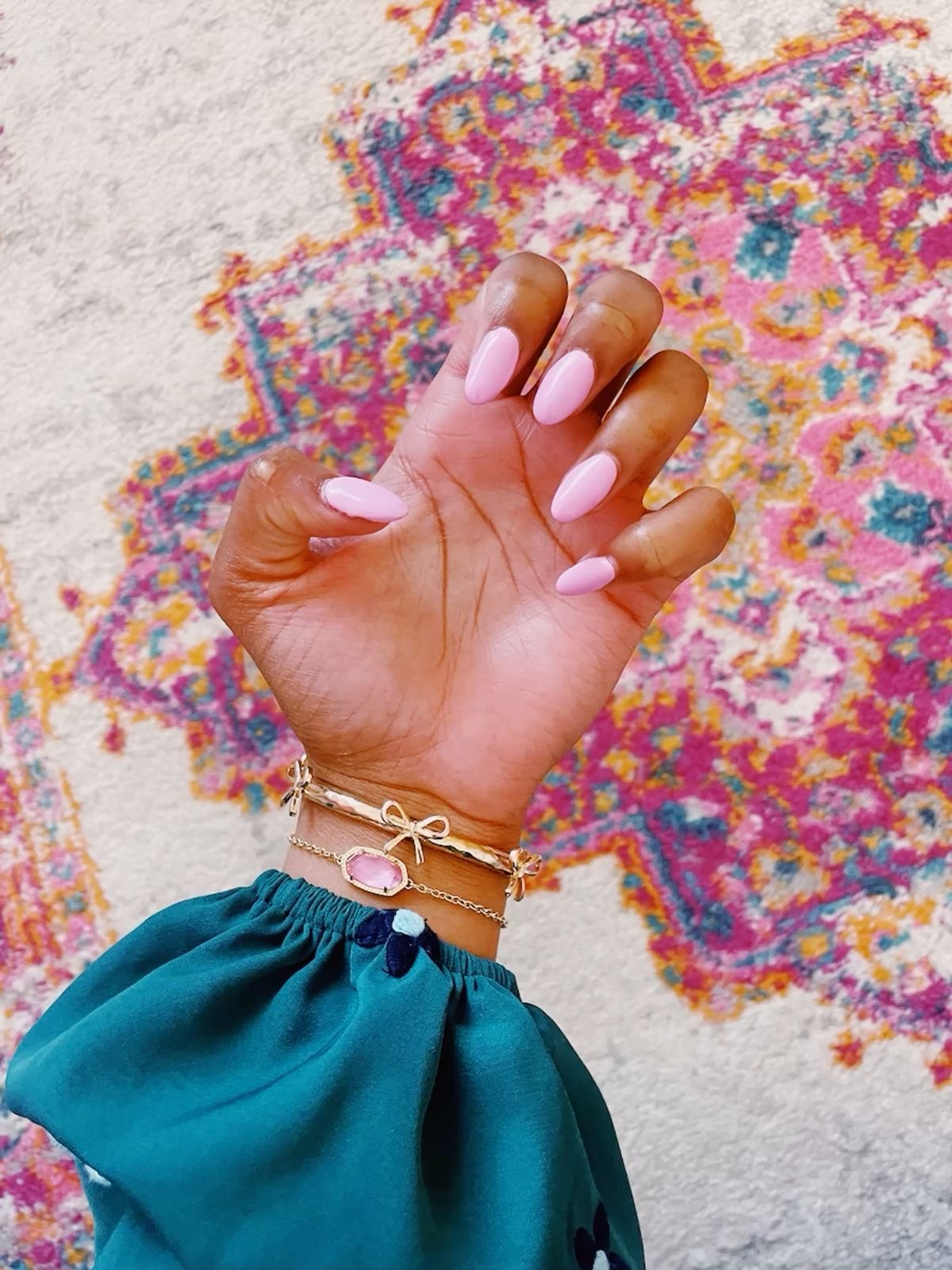 Almond aura nail design by Freya Hansen