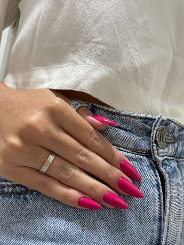 Nail post