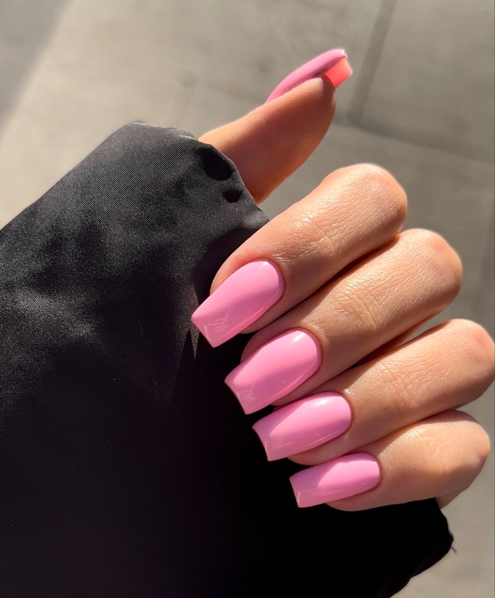 Square glazed nail design by Amelia Rose