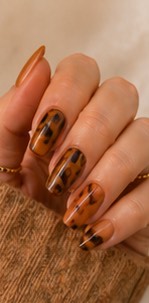Neutral abstract nail design by Blush and Buff Studio