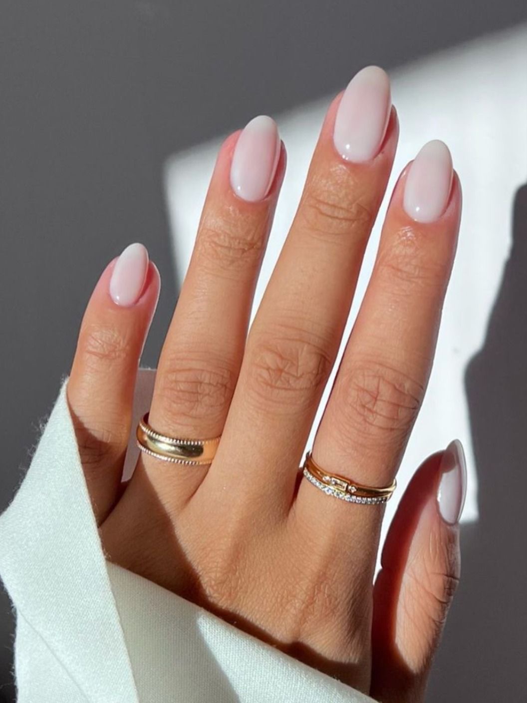 Almond art nail design by Gigi Moreno