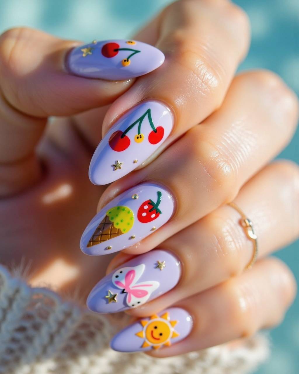 Almond art nail design by Gigi Moreno