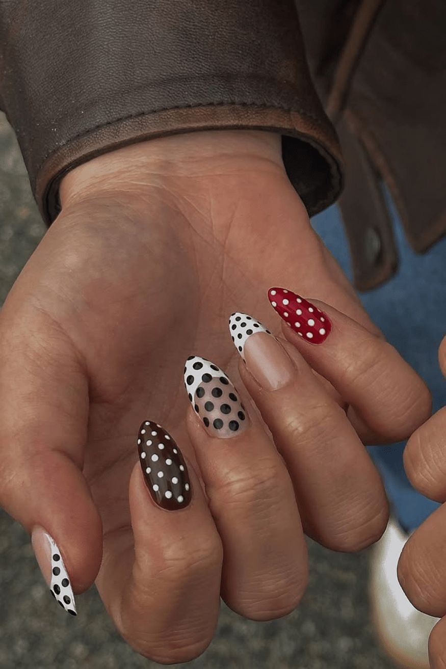Squoval glitter French nail design by Layla Grace
