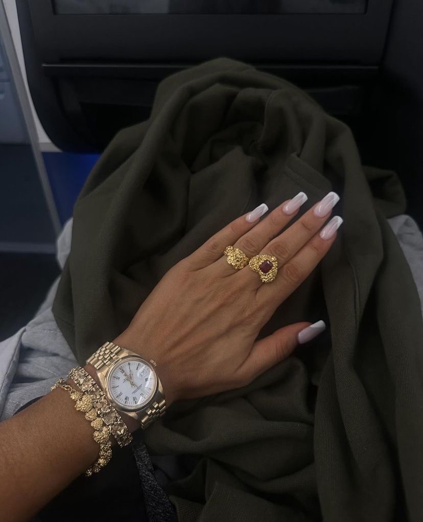 Oval ombre nail design by Serena Grace
