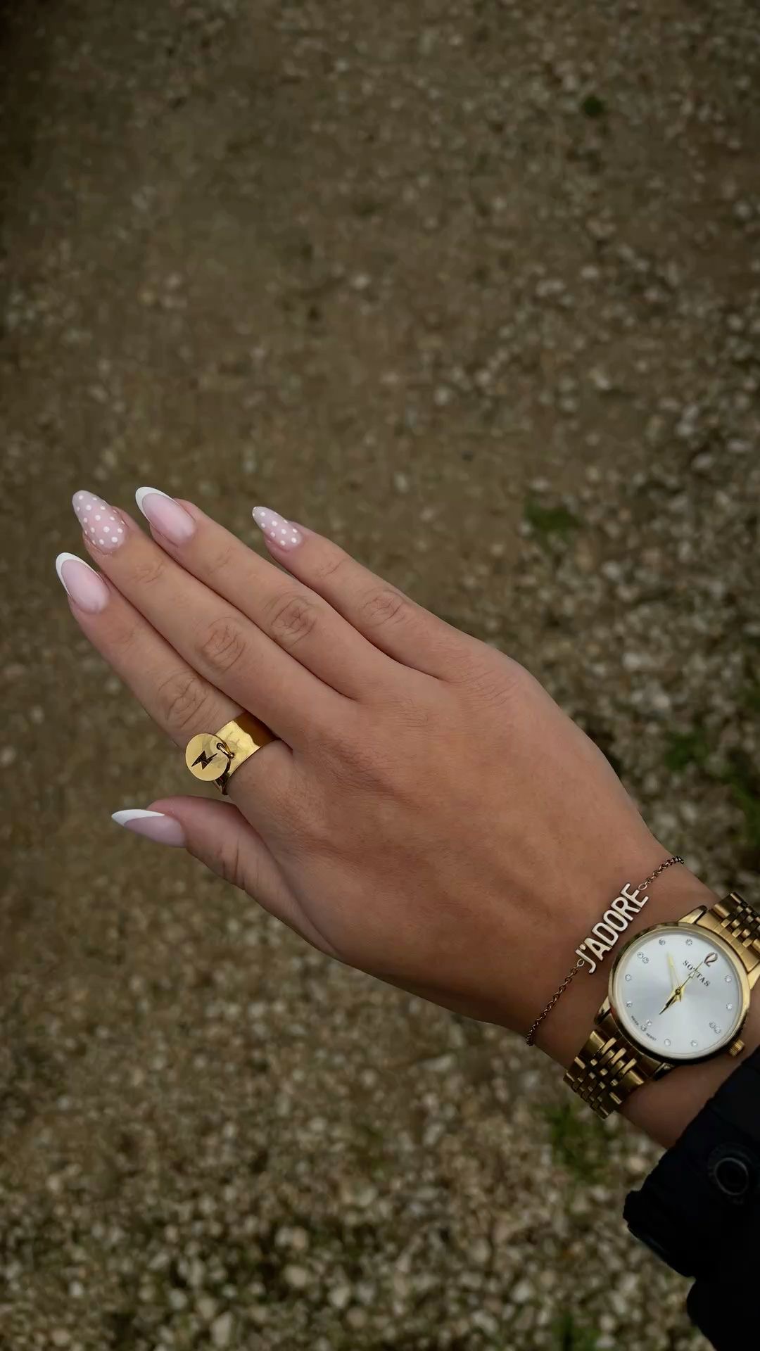 Squoval marble nail design by Serena Grace