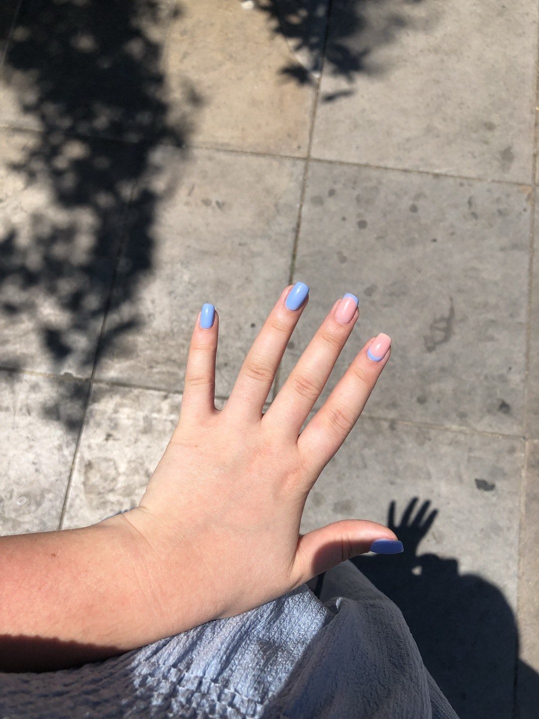 Square minimalist nail design by Elisabete