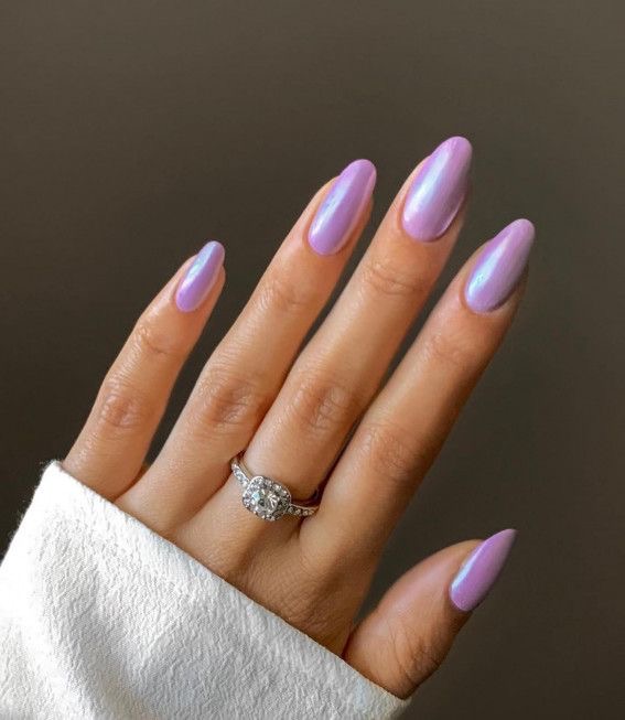 Stiletto minimalist nail design by Stella Rose