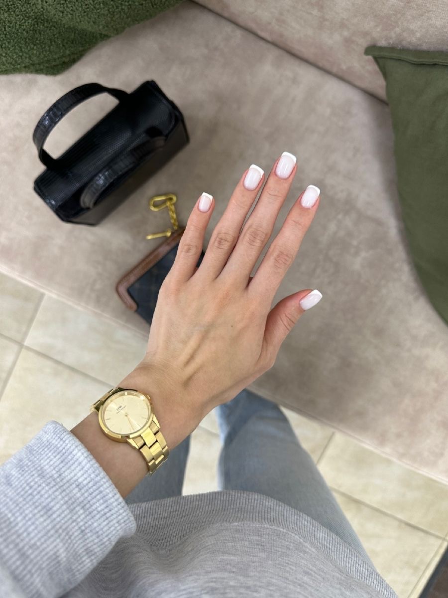 Almond aura nail design by Zoe Tanaka