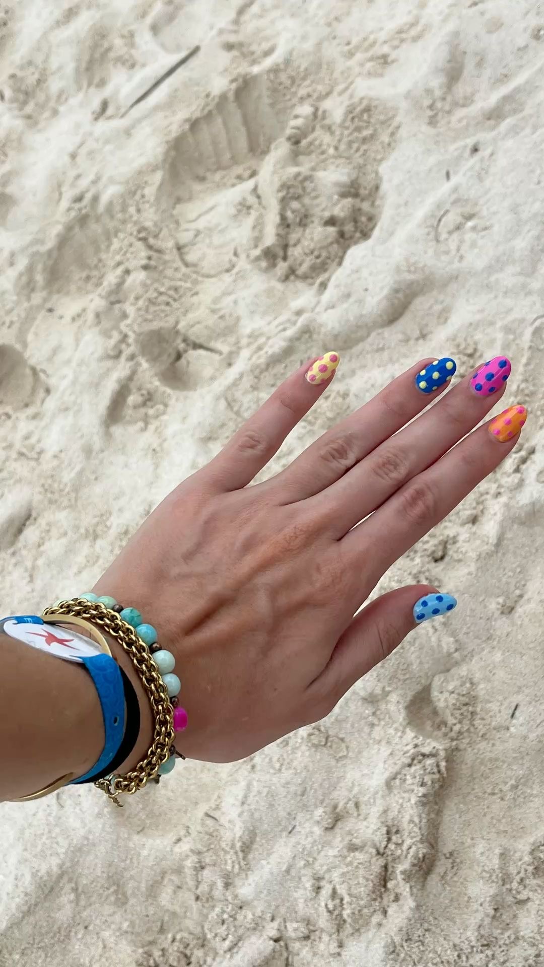 Oval marble nail design by Autumn Bloom