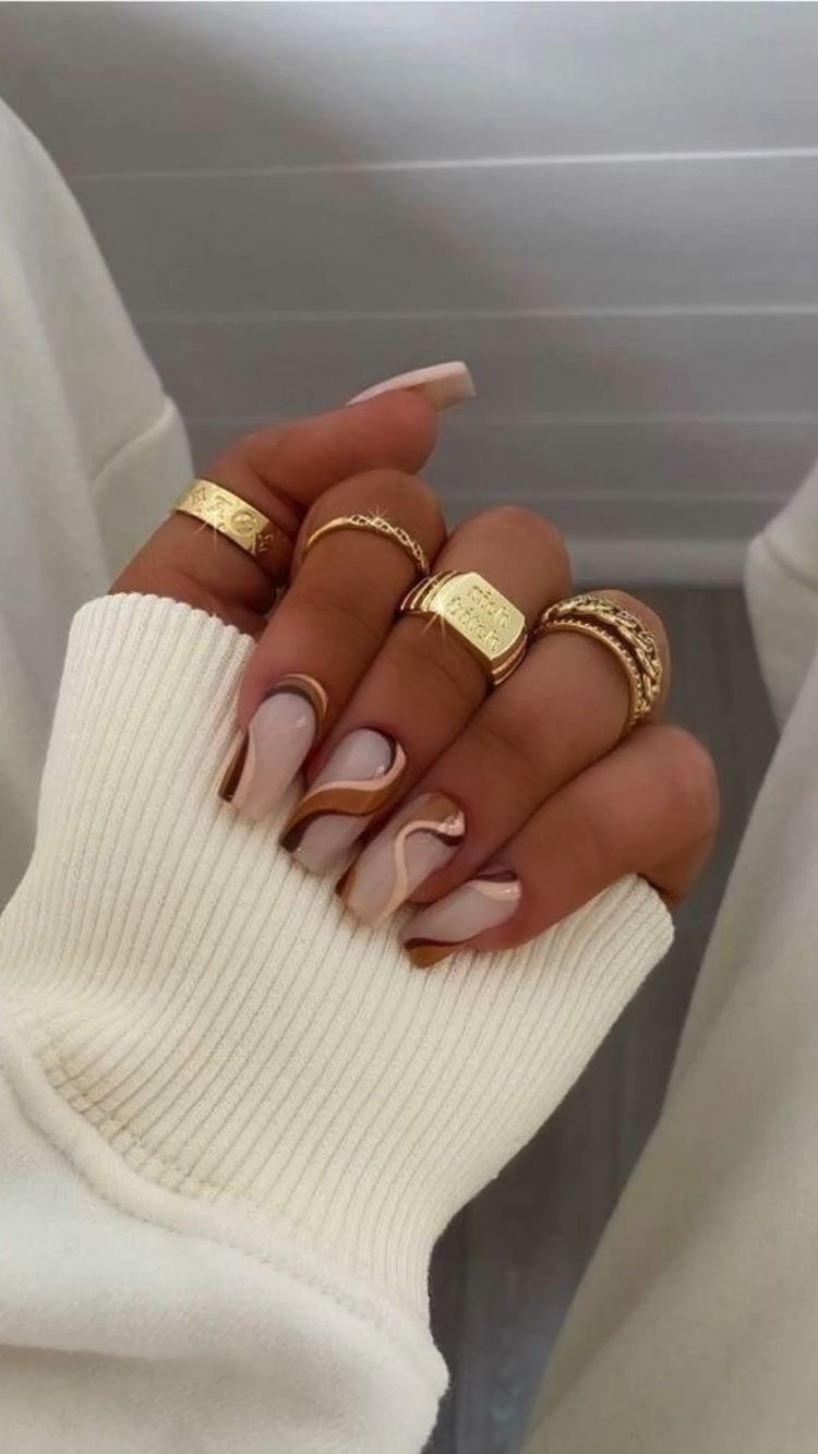 Oval marble nail design by Autumn Bloom