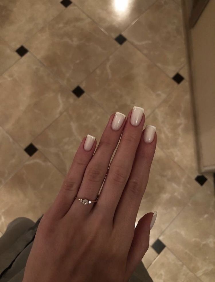 Oval glazed nail design by Audrey Hart