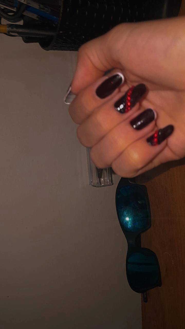 Brown nail design by @Sophaat_sik