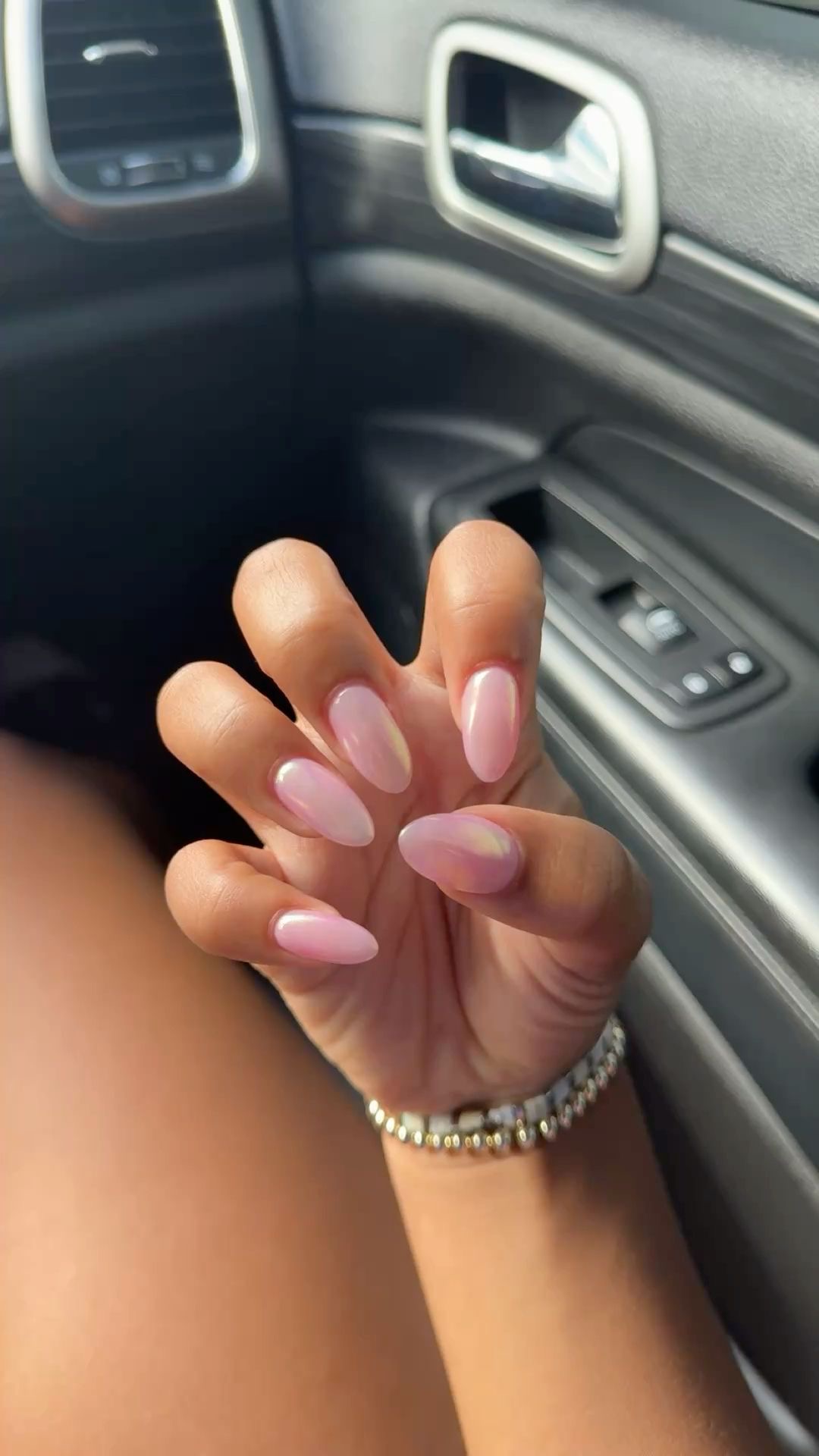 Almond aura nail design by Sophie Hart