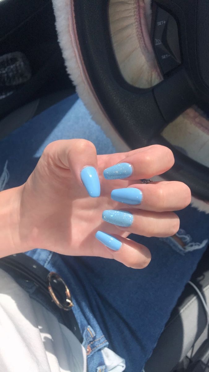 Squoval ombre nail design by Ava Quinn