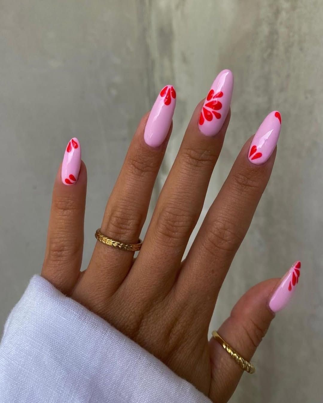 Stiletto glitter French nail design by Faye Nguyen