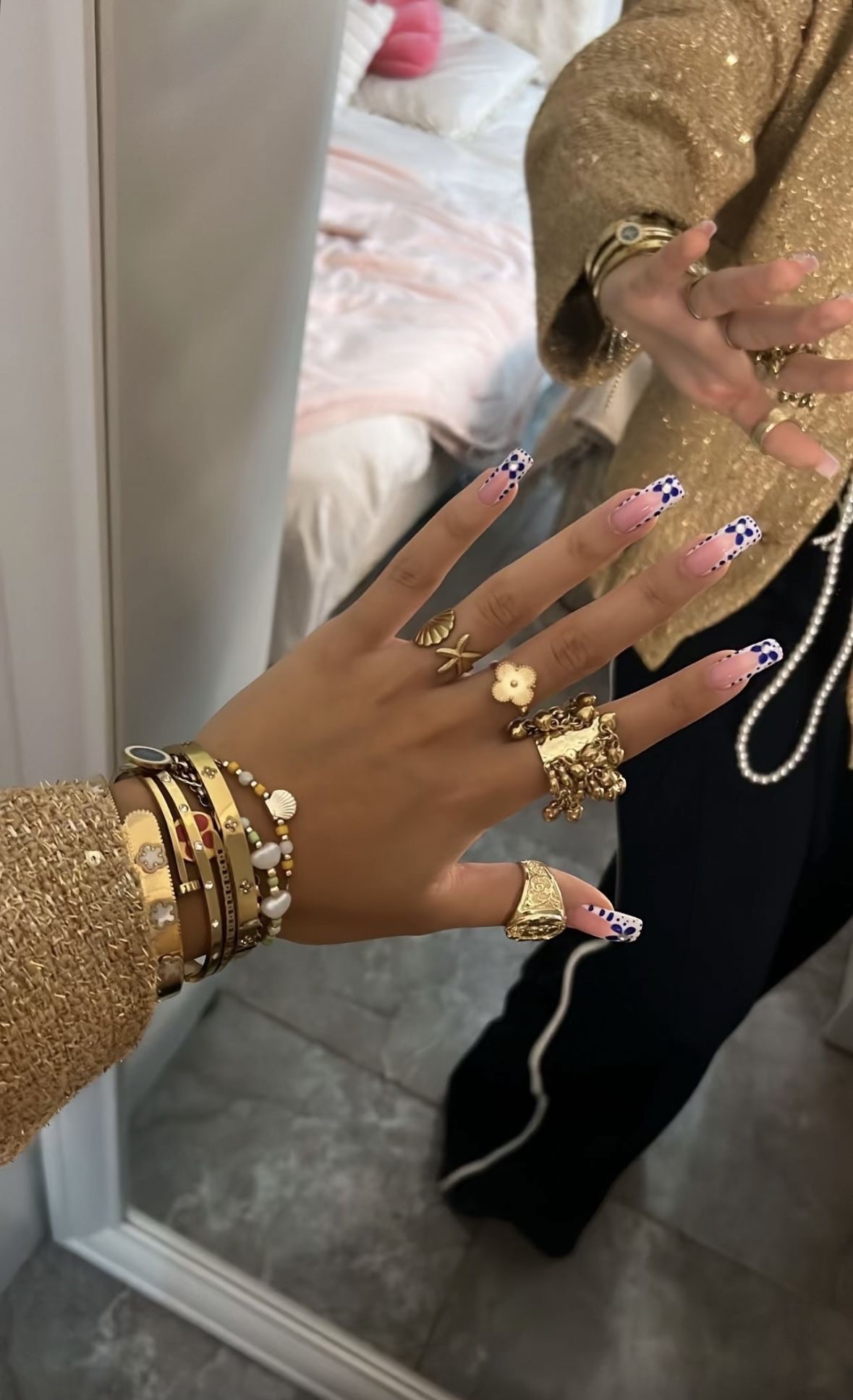 Oval rhinestone nail design by Luna Hart