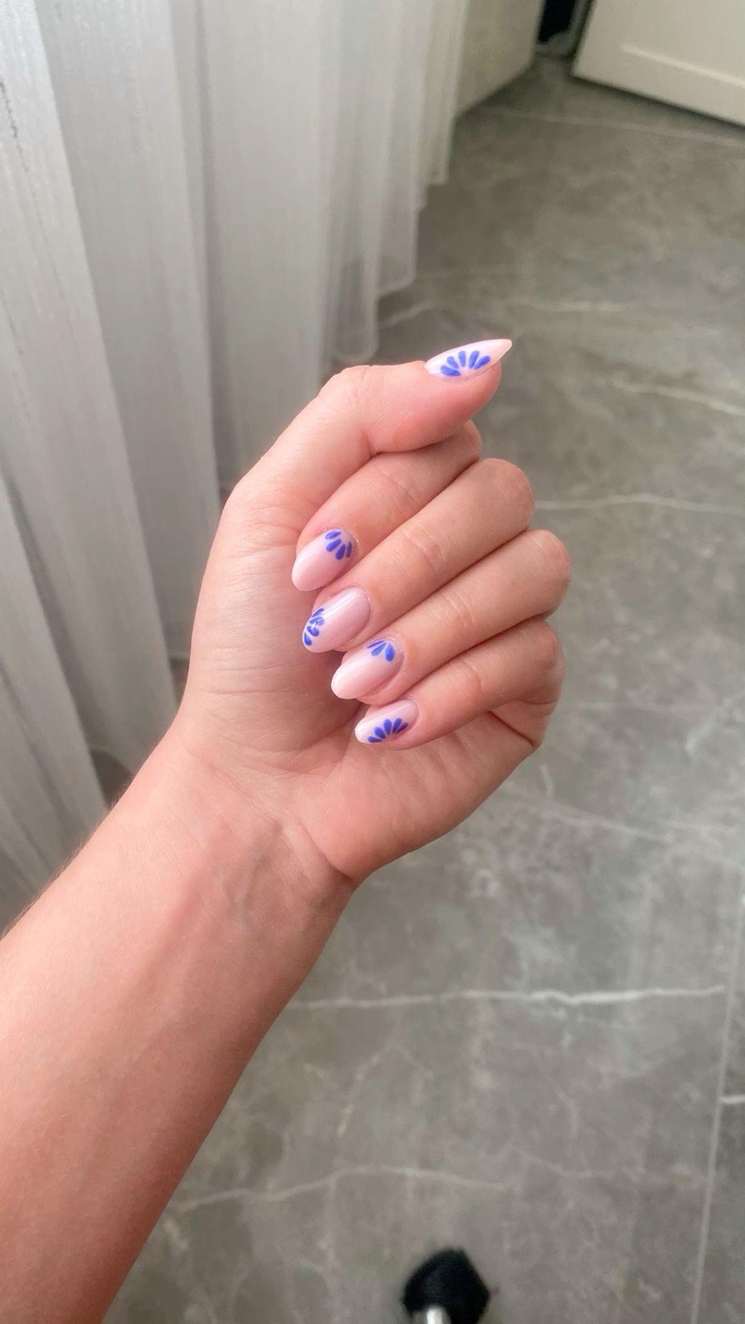 Oval minimalist nail design by Nora Rose