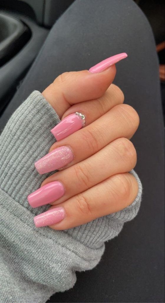 Square minimalist nail design by Emma Hart