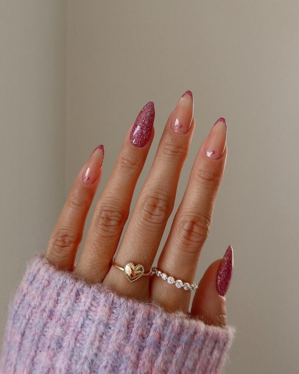 Oval line art nail design by Hazel Bloom