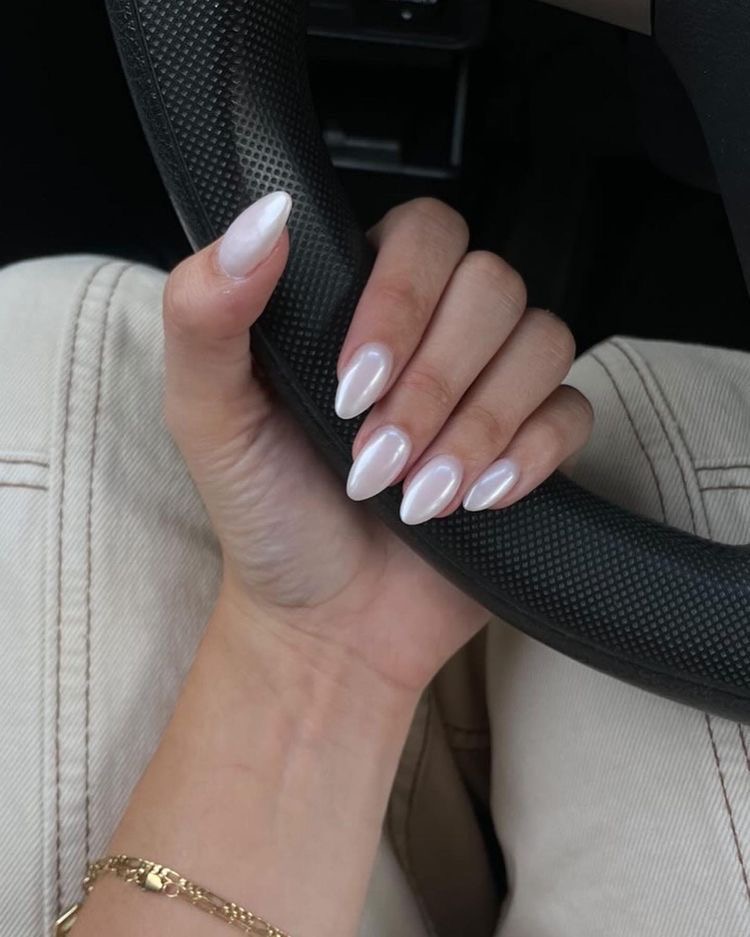 Almond character nail design by Sofia Russo