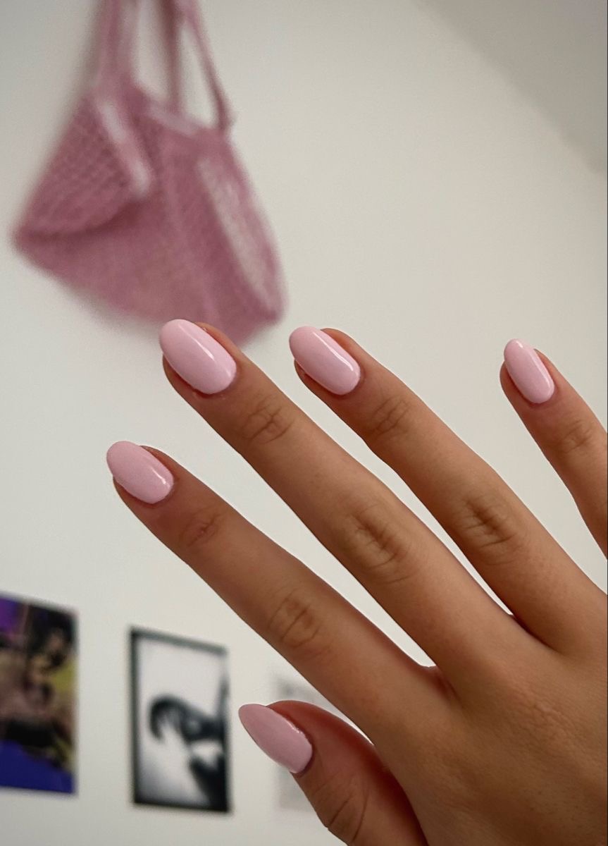 Stiletto marble nail design by Savannah Rae