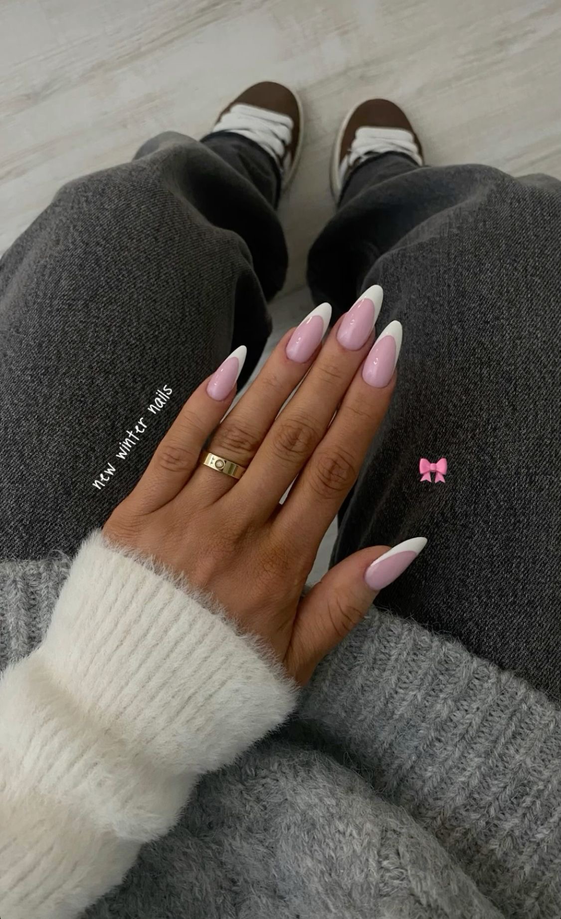 Oval geometric nail design by Claire Rose